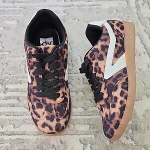 NWOT Dolce Vita Leopard Print Sneakers with White Accents